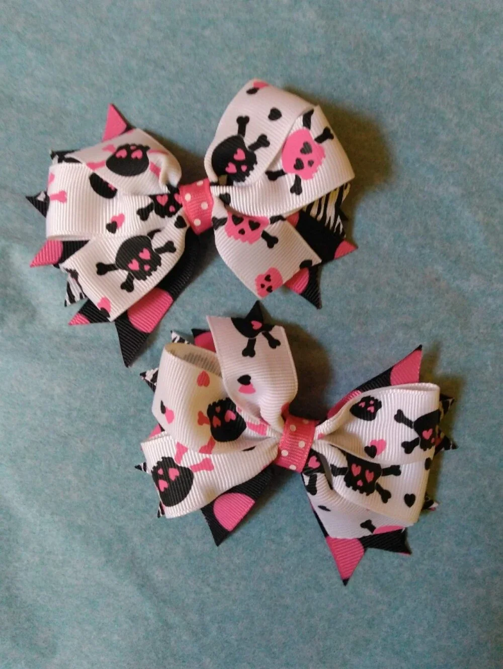 Handmade Boutique Pink And Black Skull Stacked Hair Bows 🩷🖤